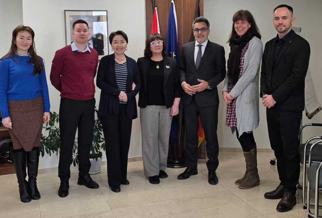 Netzwerktreffen in der Deutschen Botschaft Bischkek